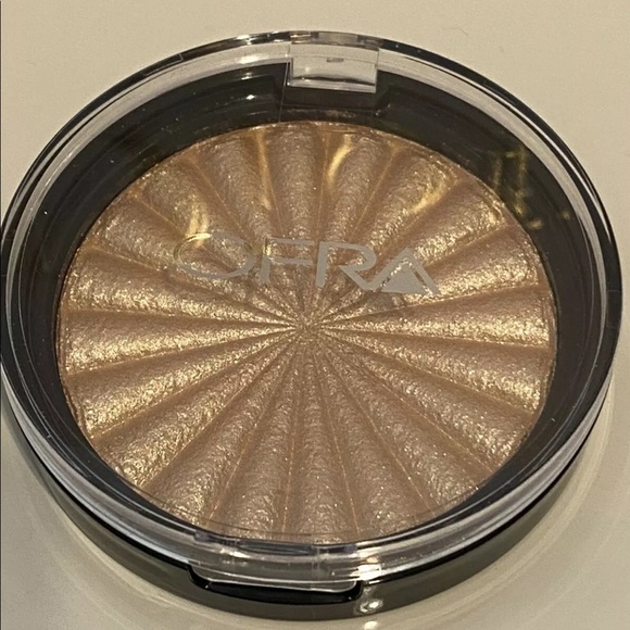 OFRA COSMETIC RODEO DRIVE Gold Shimmer Highlighter Luminizer New. - Picture 2 of 5